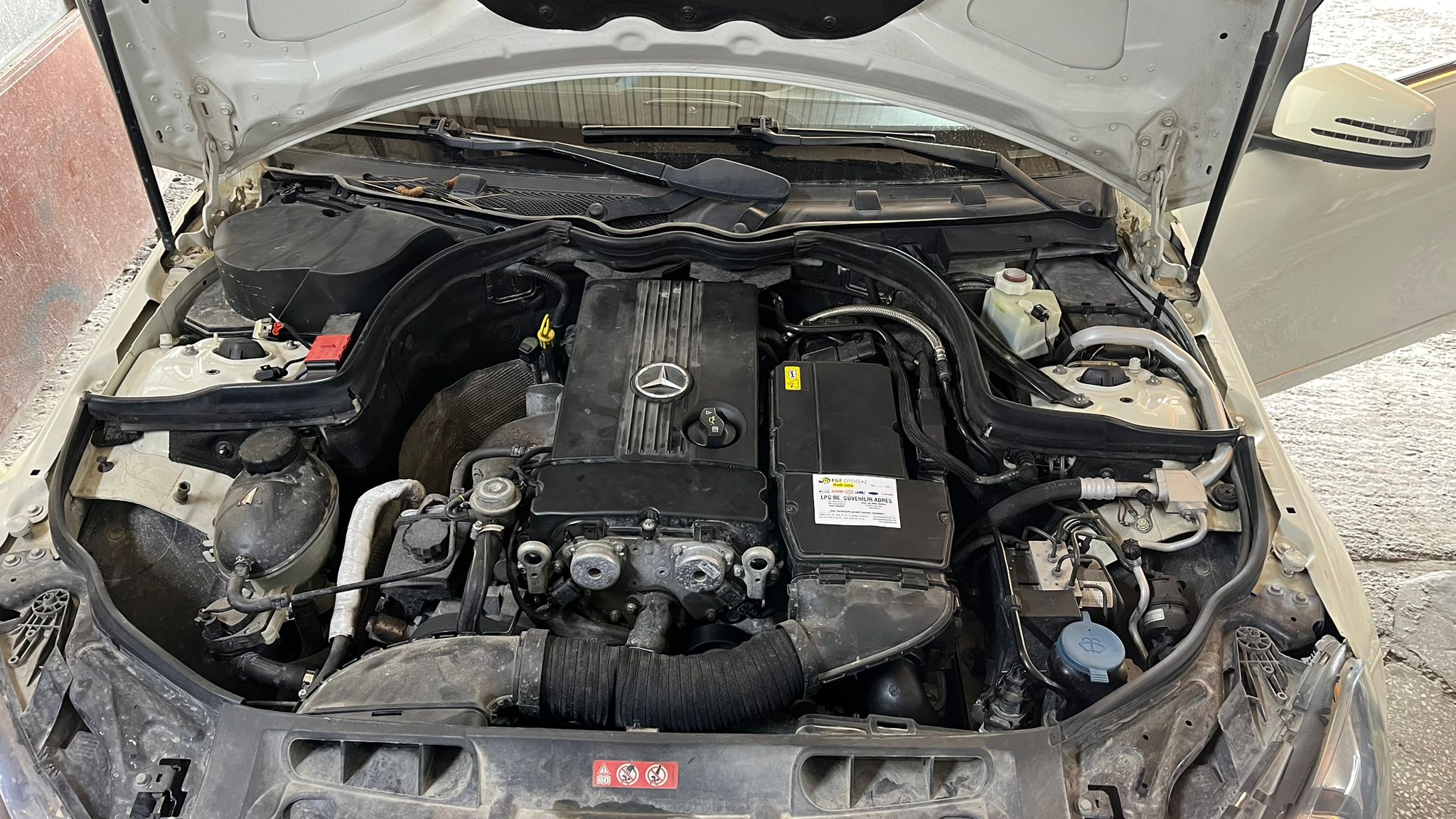 Mercedes C180 Prins Silverline LPG Montajı  AFR Ayarı, Kompresör Sökümü ve Tadilatı